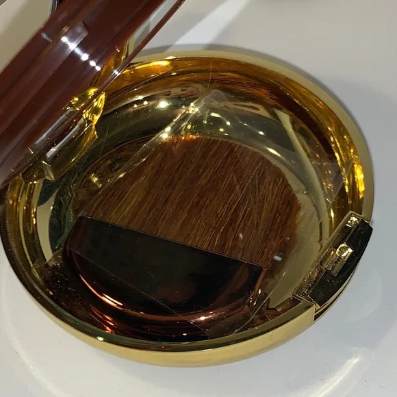 Light - Medium Glow-Boosting Beauty Balm BB Bronzer Bronze Boosting